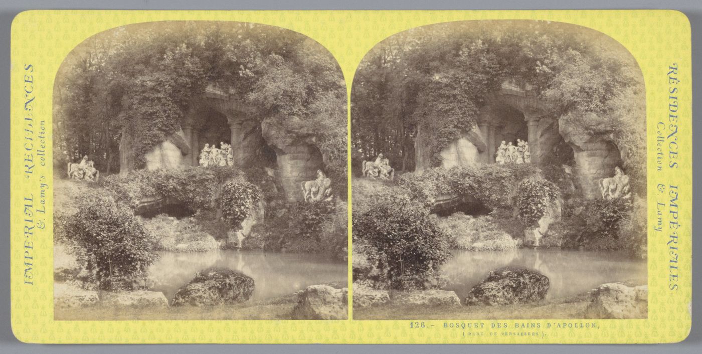Stereoscopic photograph of a classical statue in a lush, overgrown landscape at the Bosquet des Bains d'Apollon, Parc de Versailles.